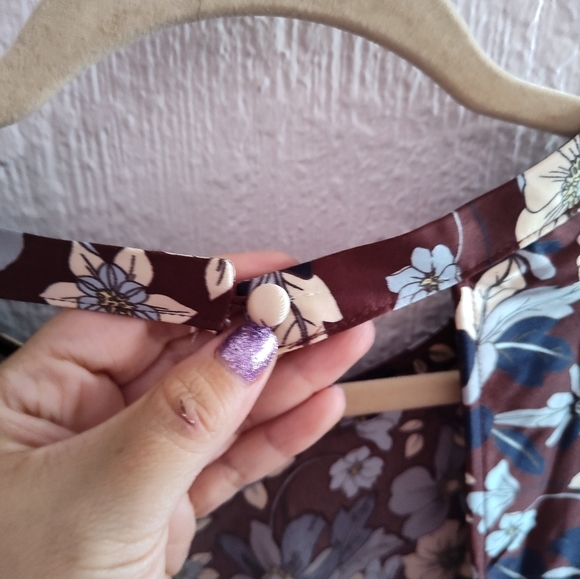 NWT Long Sleeve Satin Mini Dress by Future Collective with Reese Blutstein 4X ⭐ - Picture 10 of 12